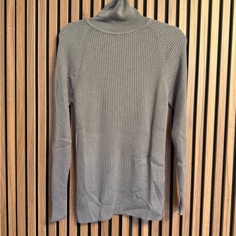Men's Classic Gray Turtleneck Sweater